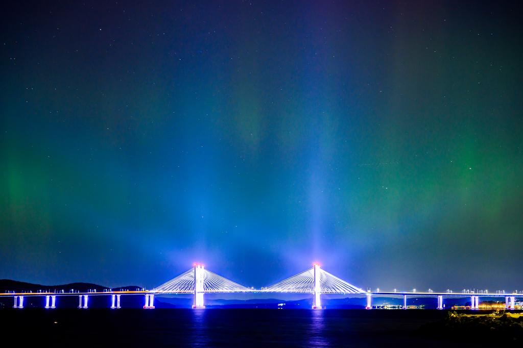 ISS astronauts nab ‘stunning’ photo of aurora borealis — from within the phenomenon