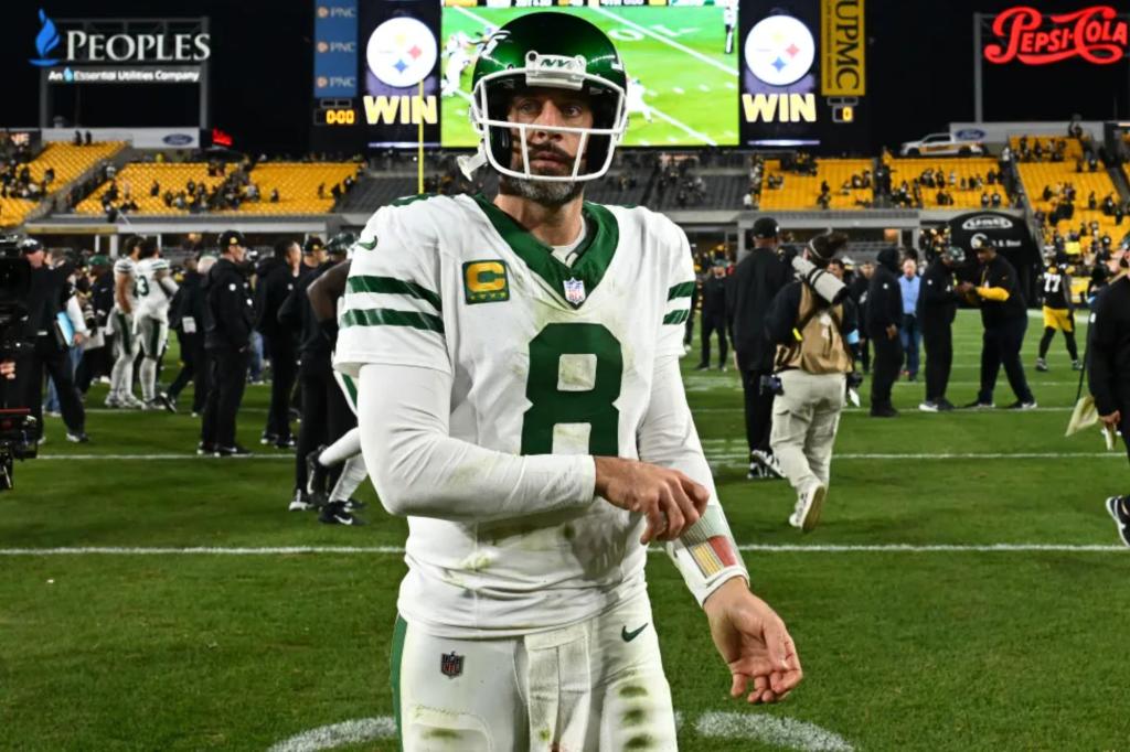 Aaron Rodgers isn’t the QB the Jets thought they had