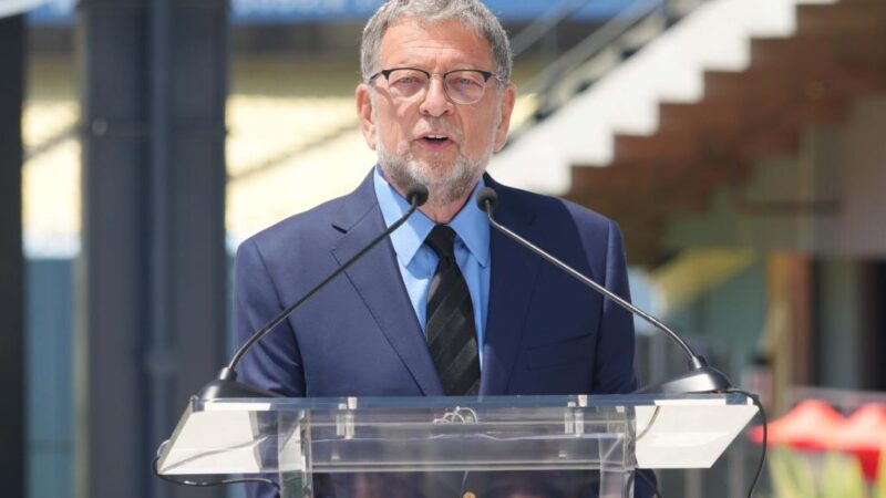 Charley Steiner watching World Series from sideline after cancer battle