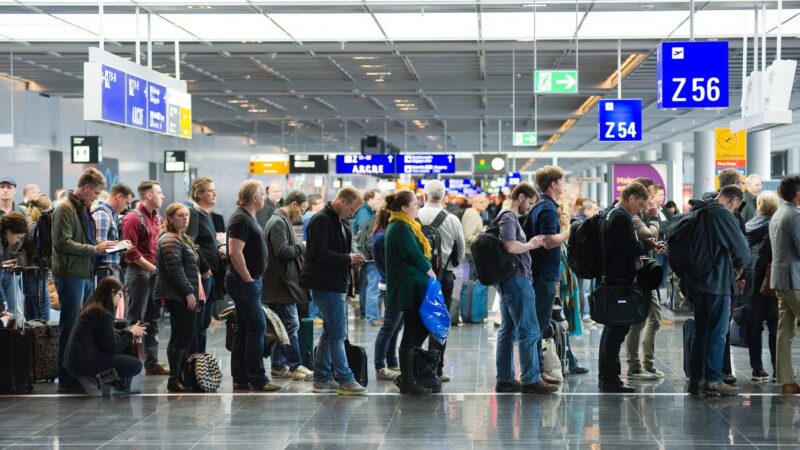 ‘Gate lice’ prompts American Airlines to test new technology to stop travel phenomenon