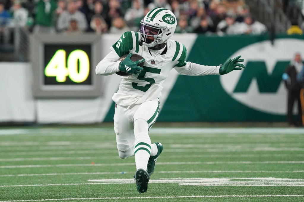 Jets vs. Patriots player props: NFL Week 8 predictions, picks, odds