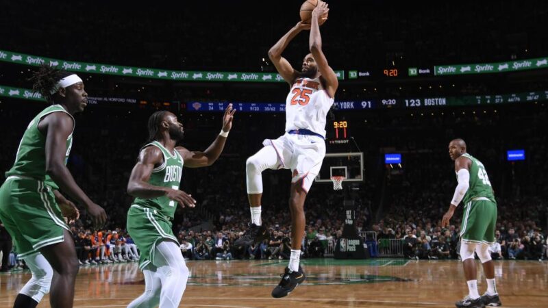 Mikal Bridges struggles on both ends of floor in rough Knicks debut