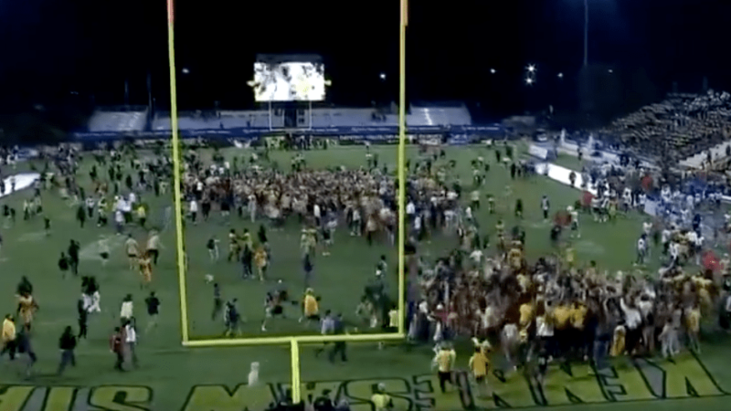 Kennesaw State fans stormed field twice in upset over Liberty