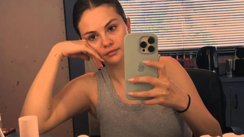 Selena Gomez shares a fresh-faced selfie and more star snaps