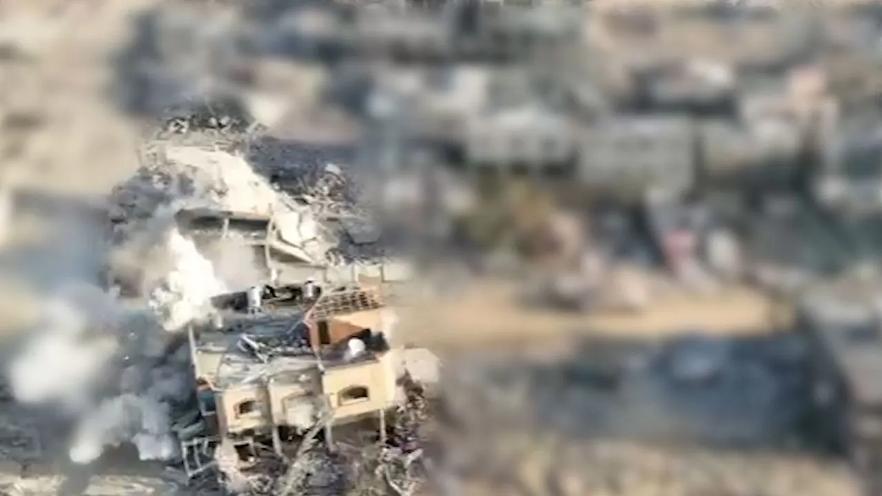 Video shows Israeli tank firing on building where Sinwar was barricaded