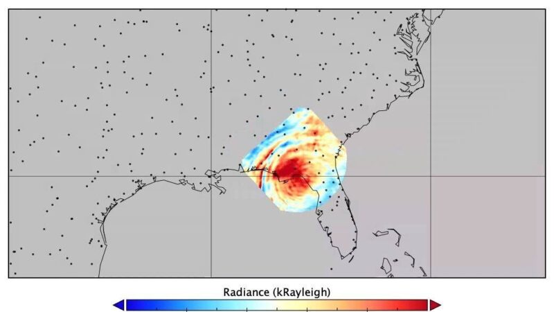 Hurricane Helene’s Gravity Waves Revealed by NASA’s AWE