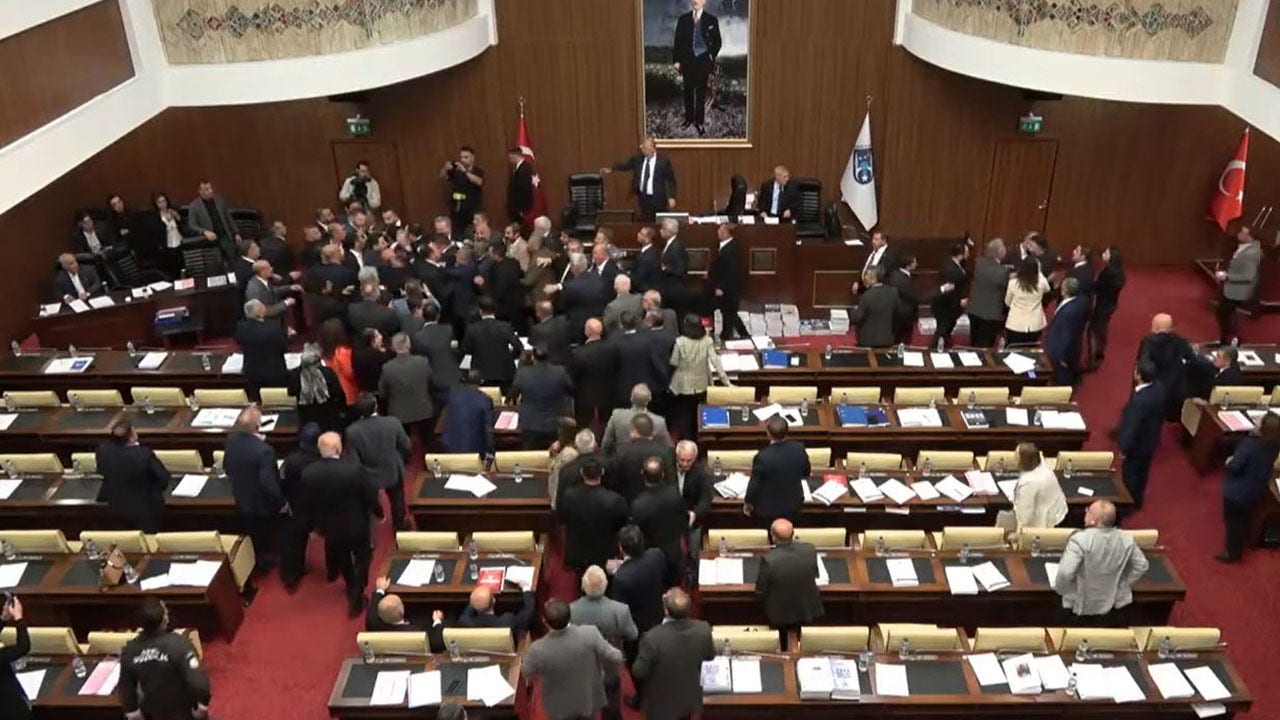 Brawl erupts in Turkish council meeting