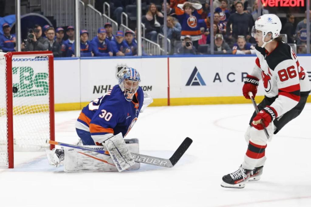 Islanders blow lead and waste Ilya Sorokin’s heroics in loss to Devils