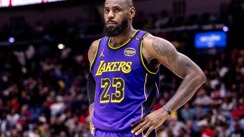 LeBron James is going on a social media hiatus