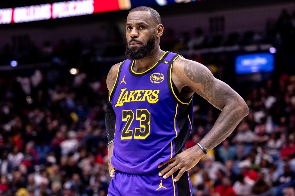 LeBron James is going on a social media hiatus