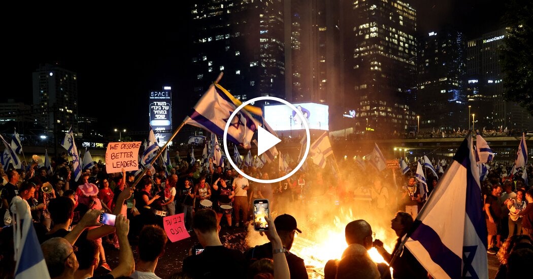 Protests Erupt in Tel Aviv After Netanyahu Fires Gallant