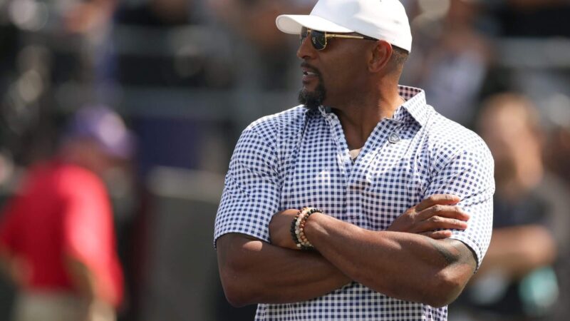 Ray Lewis wants FAU head-coaching job, but Charlie Weis Jr. still the frontrunner: Sources