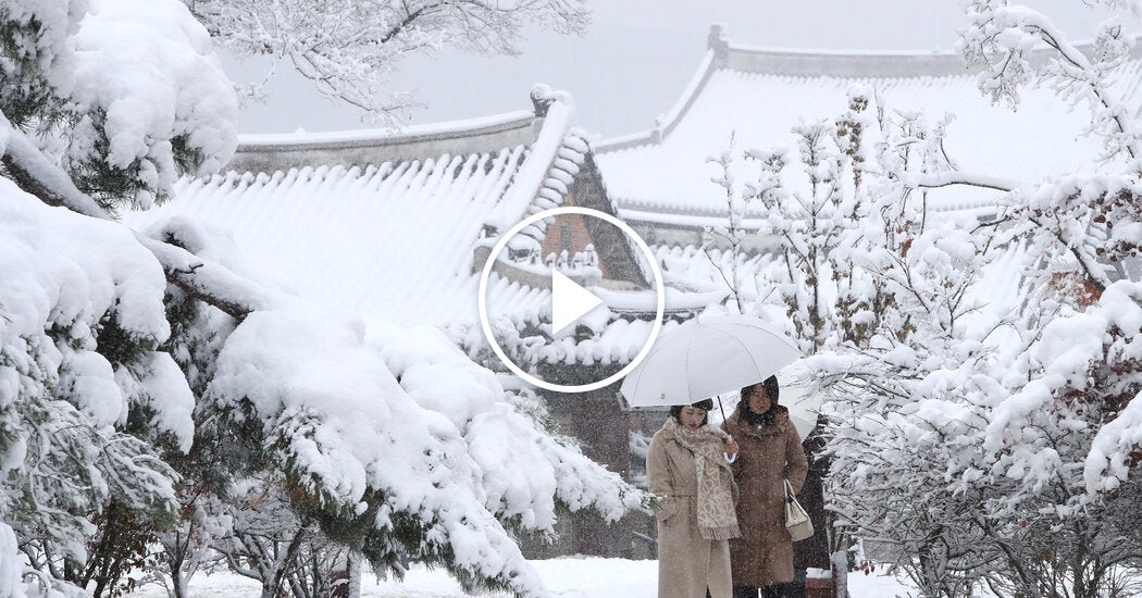 Record November Snowfall Hits Seoul