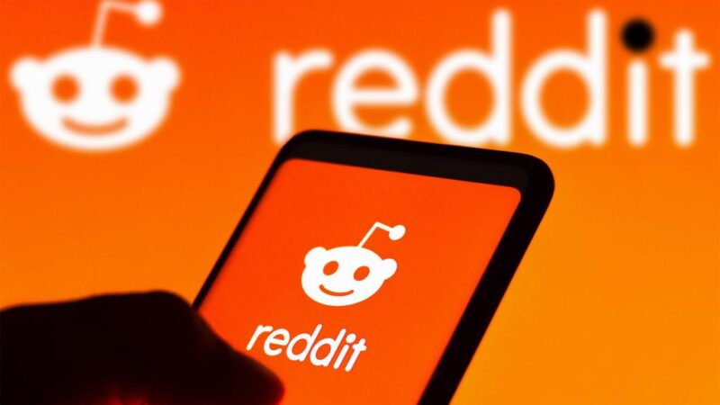 Reddit down for thousands day after rolling out fix for software bug