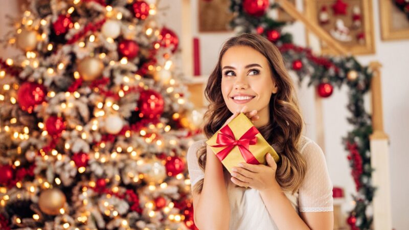 RACHEL CRUZE: Don’t let debt steal your holiday cheer. 4 ways to stay sane and solvent