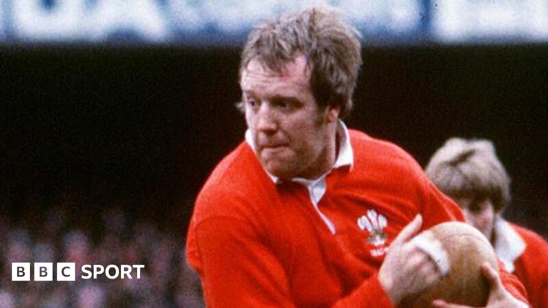 Geoff Wheel: Former Wales and Swansea lock dies aged 73