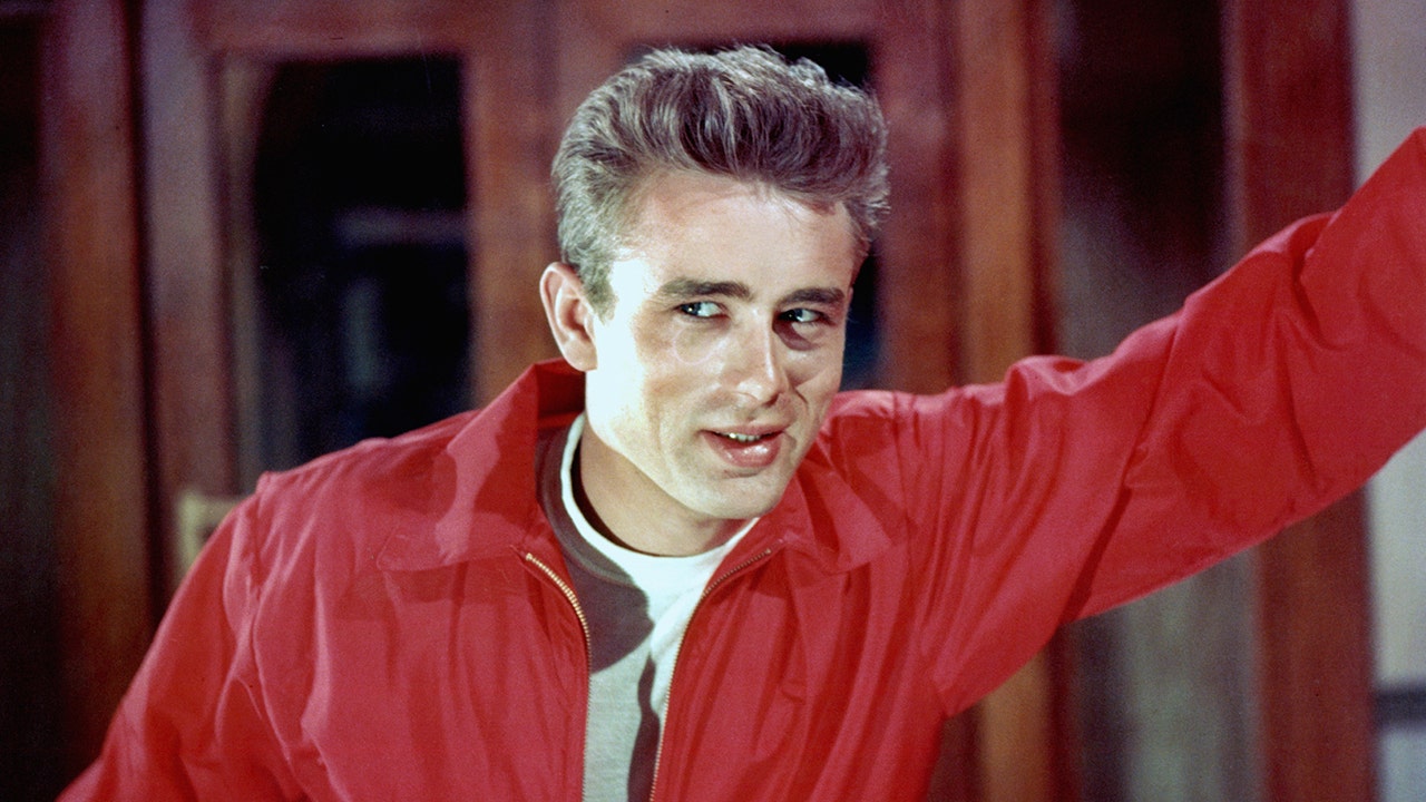 James Dean was blackmailed by his gay lover, book claims