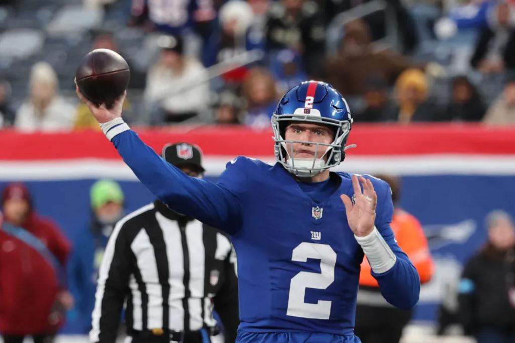 Giants’ quarterback carousel turns back to Drew Lock