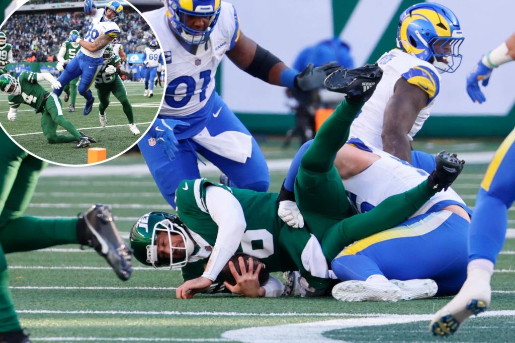 Jets’ spoiler attempt goes ice cold in frigid loss to Rams