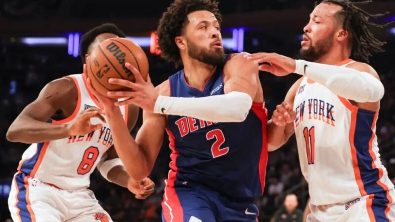 Knicks suffer ugly loss to Pistons in front of their legends