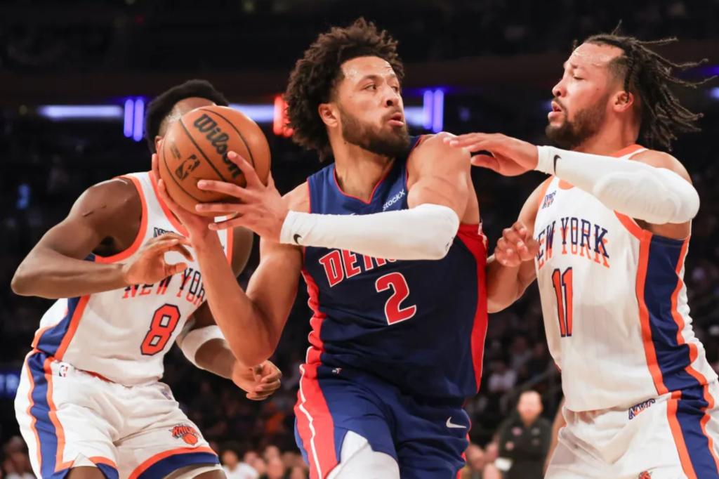 Knicks suffer ugly loss to Pistons in front of their legends