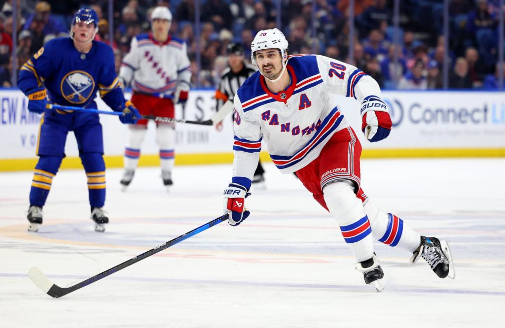 Rangers make Chris Kreider a healthy scratch vs. Devils