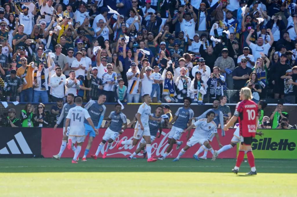 Red Bulls’ Cinderella run ends with crushing MLS Cup loss to LA Galaxy