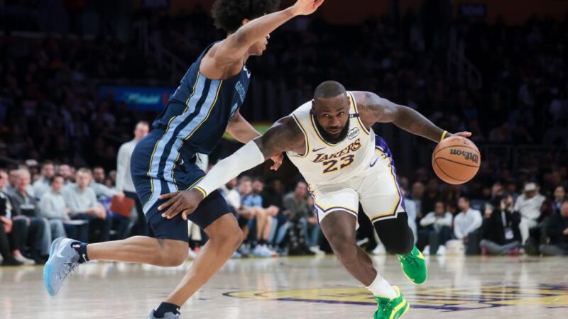 LeBron James makes his Lakers return from personal reasons absence