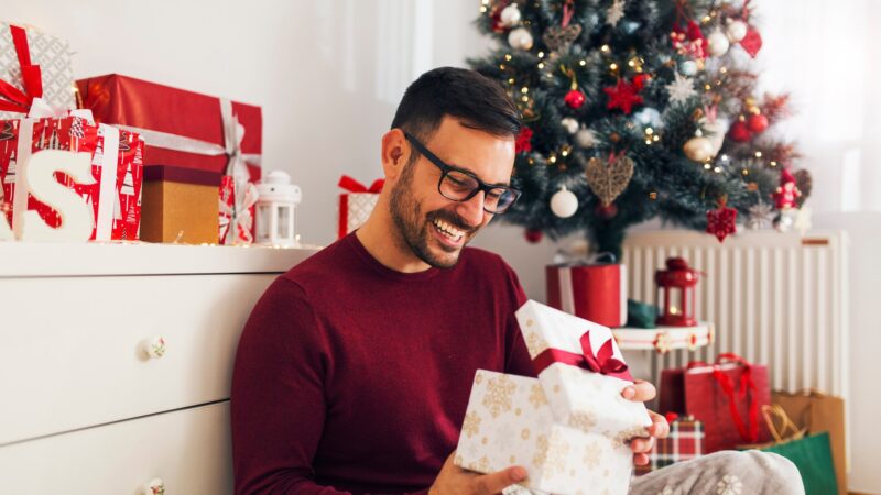 10 Christmas gifts for men trending this holiday season