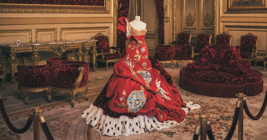 At the Louvre, the Biggest Fashion Show in Paris