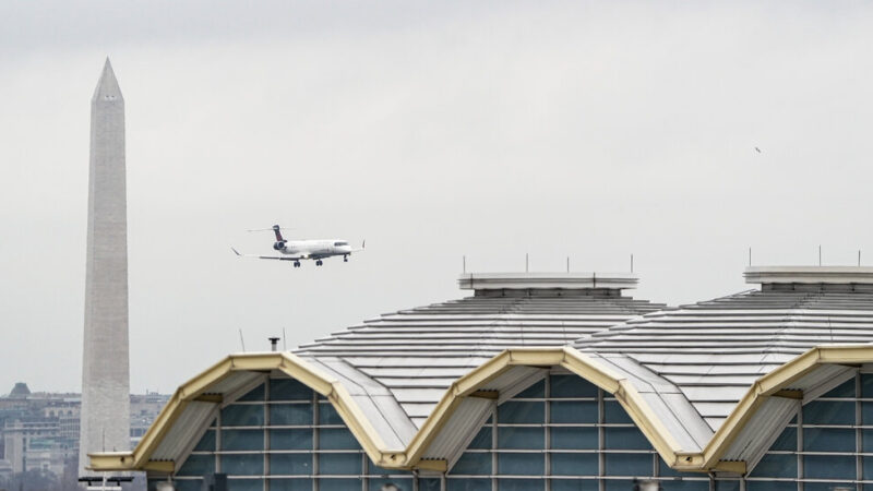 Airline Pilots Previously Reported Close Calls With Helicopters Near Reagan Airport