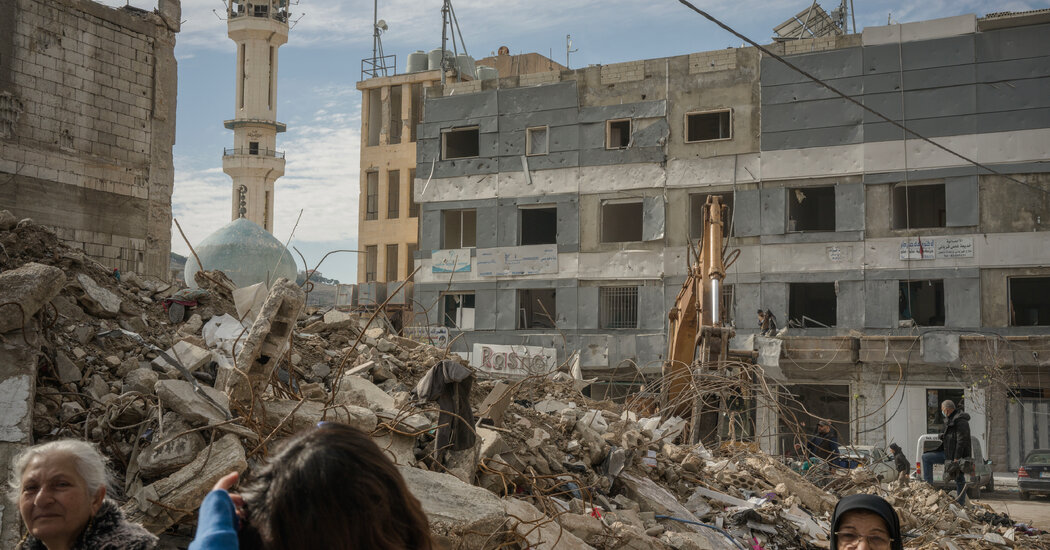 At a Beloved Lebanese Market, the ‘Destruction Is Painful’