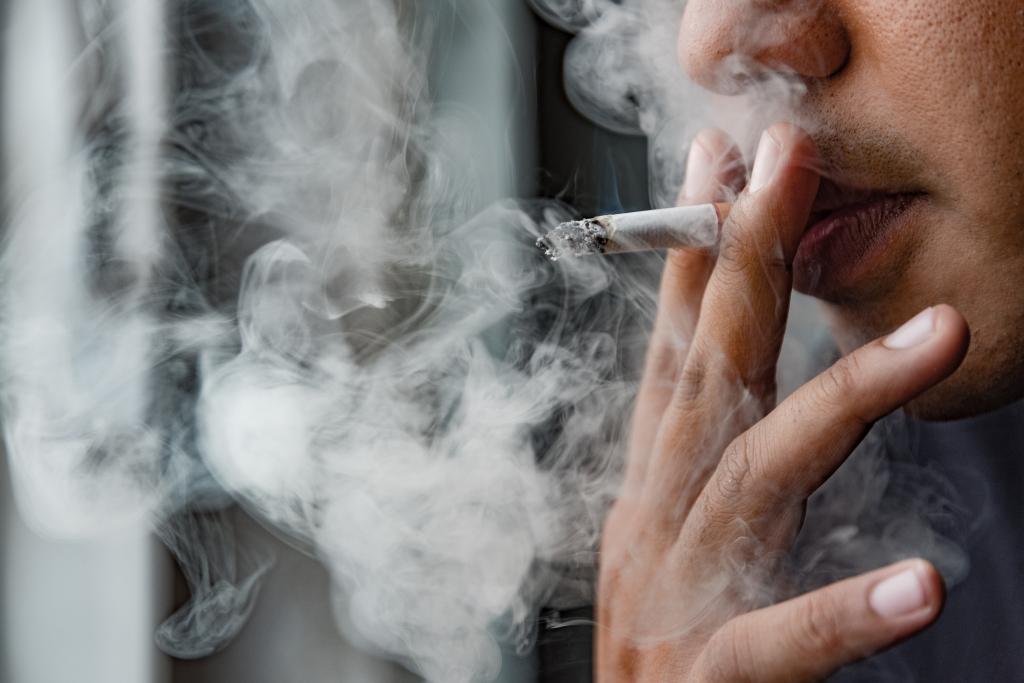 Biden FDA moves forward with rule to lower nicotine in cigarettes