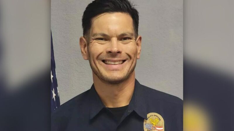 Disgraced Texas cop fired for giving homeless man poop sandwich is back in uniform in new city