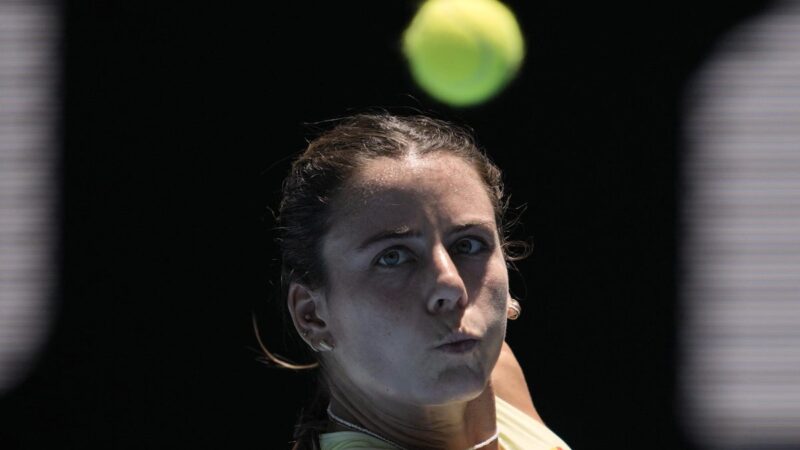 Emma Navarro keeps her eye on the ball at the Australian Open as tennis limelight shines brighter