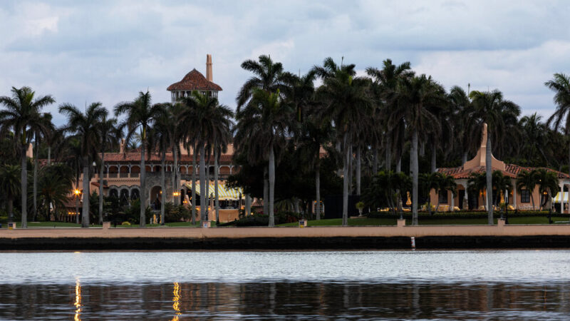 Eric Adams to Meet With Trump at Mar-a-Lago Today