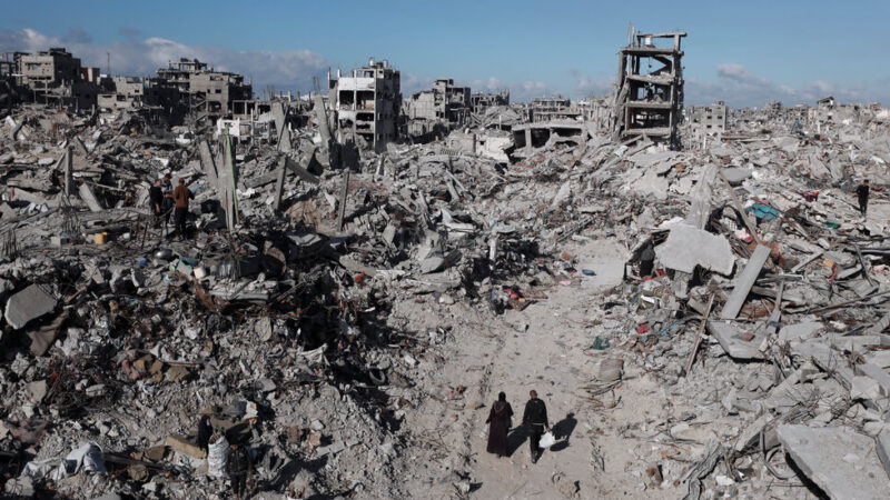 Gaza Residents Return to Vast Destruction in Old Neighborhoods