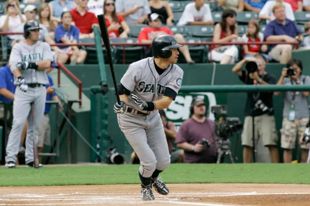 Ichiro Suzuki enters Baseball Hall of Fame in near-unanimous fashion