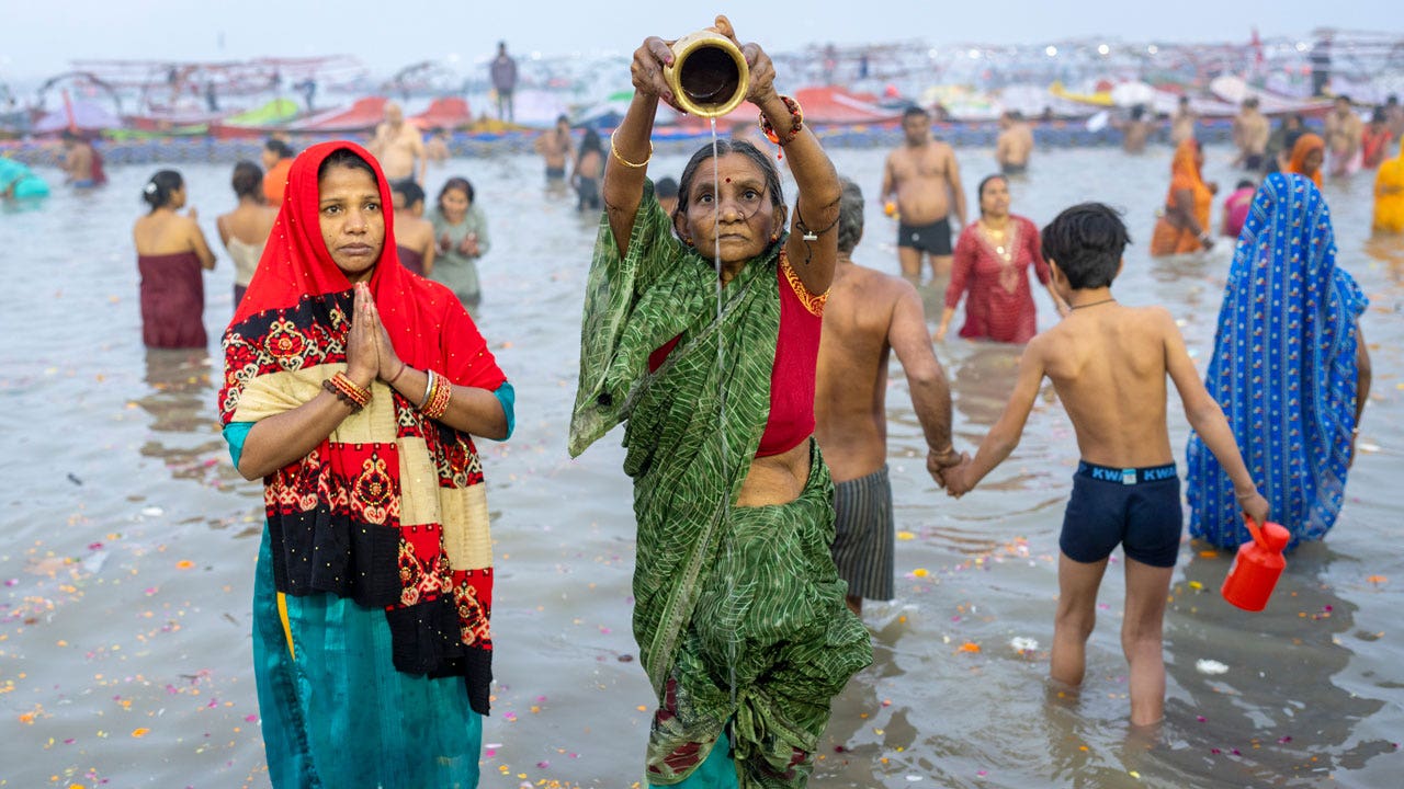 India’s huge Hindu festival, world’s largest religious gathering, kicks off in north