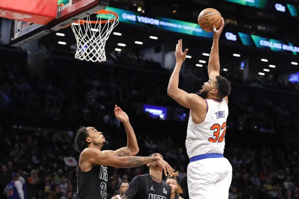 Nets’ Nic Claxton has trouble slowing down Karl-Anthony Towns