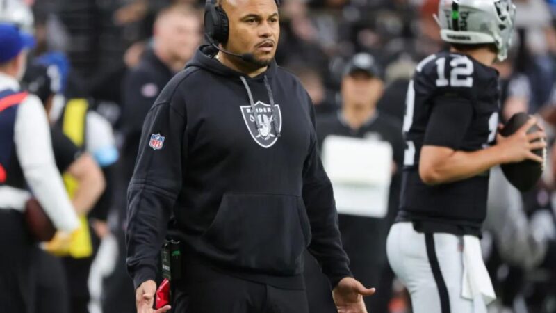 Raiders fire Antonio Pierce after one awful season