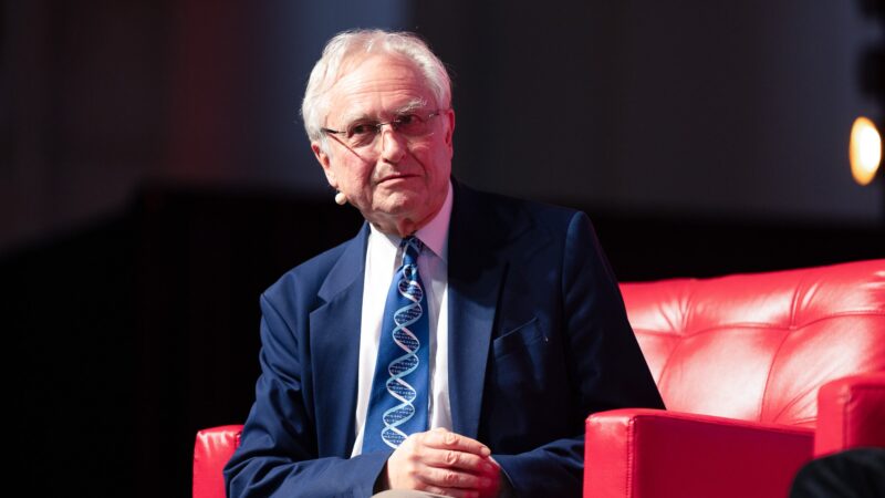 Richard Dawkins quits atheist group amid transgender debate