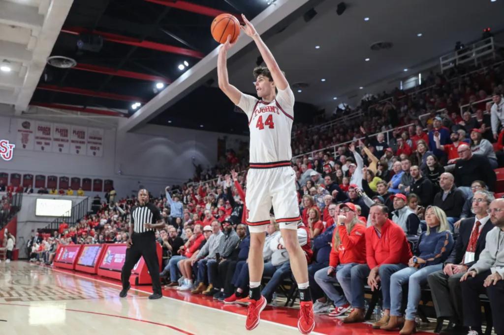 St. John’s Brady Dunlap now dealing with abdominal tear