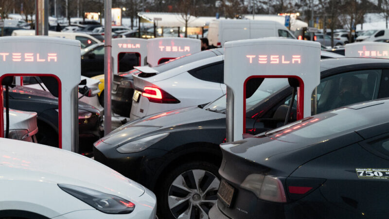 Tesla and Chinese Carmakers Could Reap Billions From EU Emissions Rules