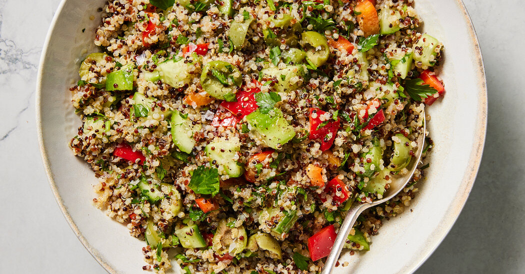 This Quinoa Salad Has Five Stars and Many Fans