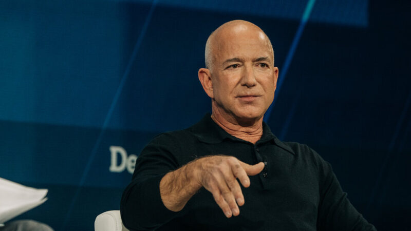 Washington Post Employees Plead With Jeff Bezos to Meet