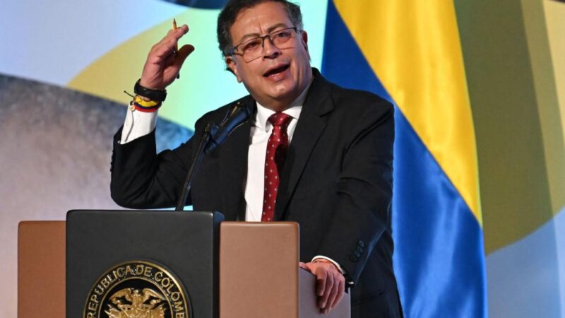 President Gustavo Petro urges undocumented Colombians in the US to return home