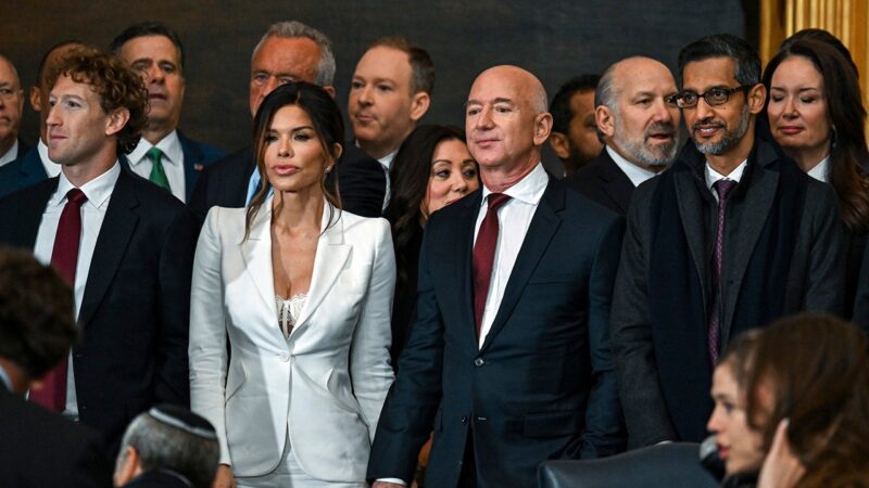 Jeff Bezos’ fiancée sparks backlash at Trump inauguration with lingerie-inspired outfit