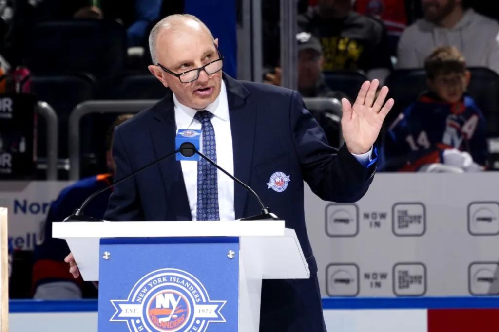 Islanders great Brent Sutter inducted into team’s Hall of Fame