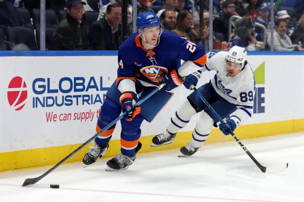 Islanders’ Scott Mayfield now thriving after last year’s injury